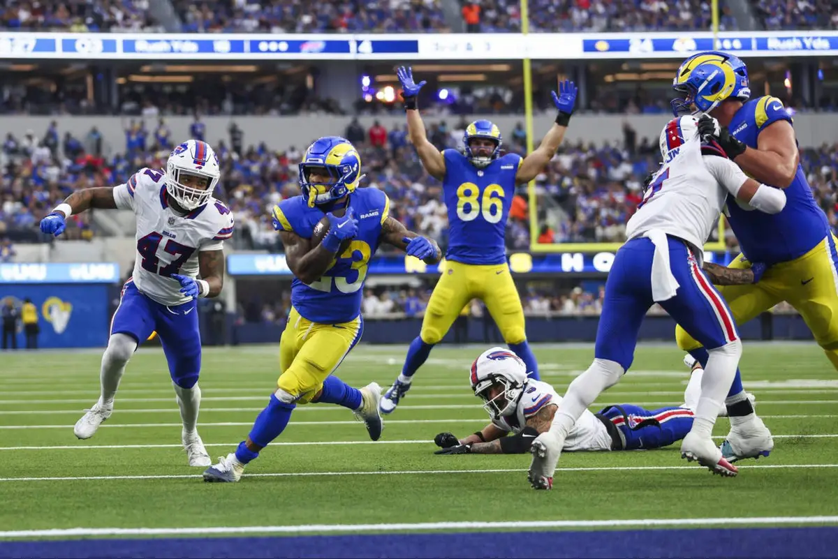 Bills defense’s woeful performance stunts comeback effort vs. Rams