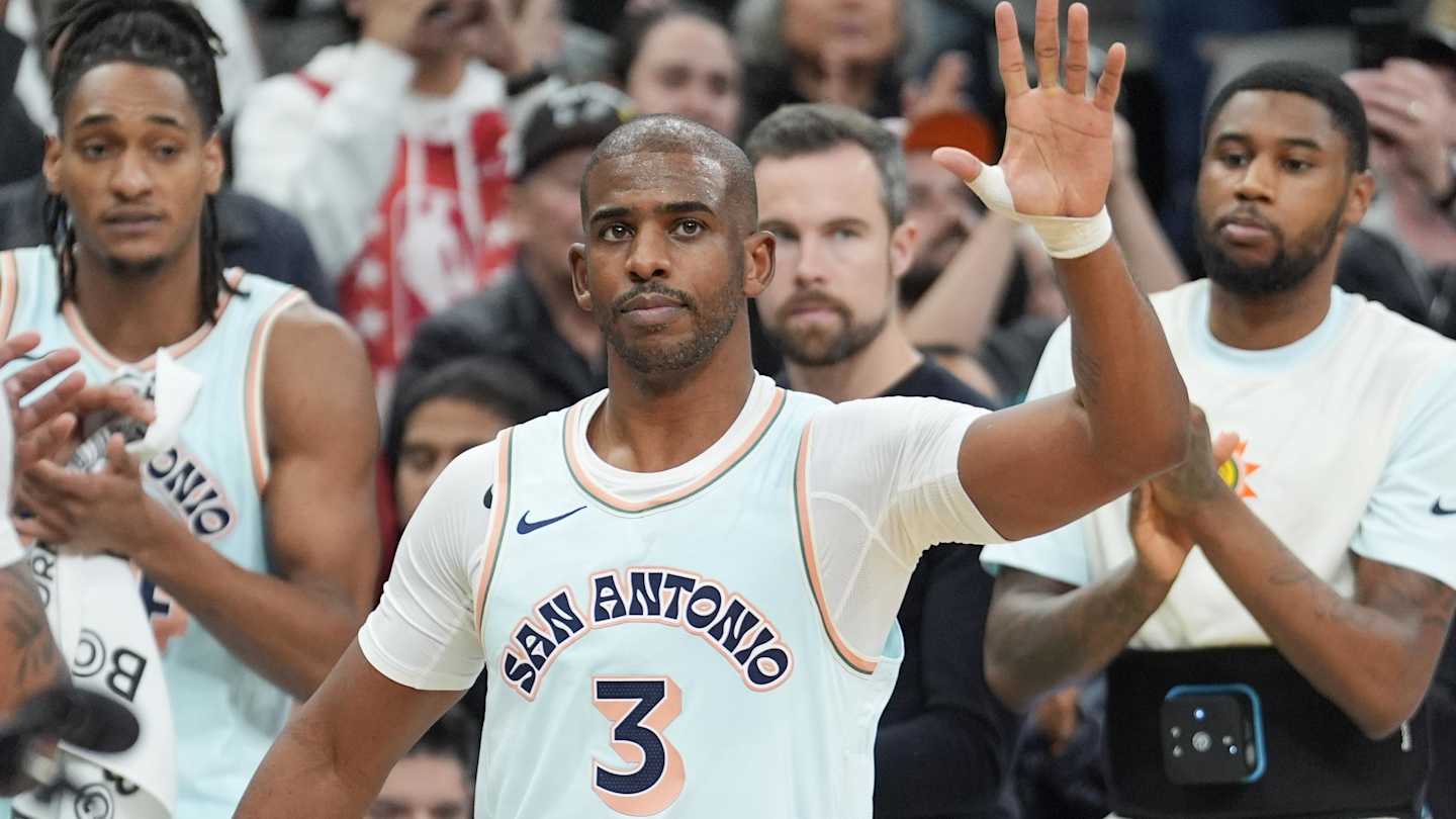 Chris Paul Passes Mavericks' Coach Jason Kidd in All-Time Assists