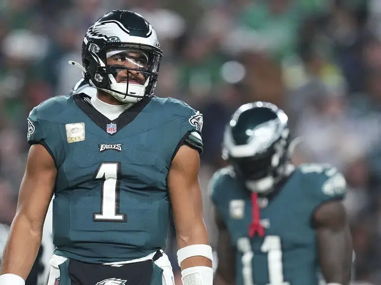 Eagles' Graham: Hurts, Brown were friends but 'things have changed'