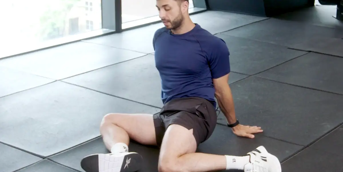 How to Do the Hip 90-90 Stretch for More Hip Mobility