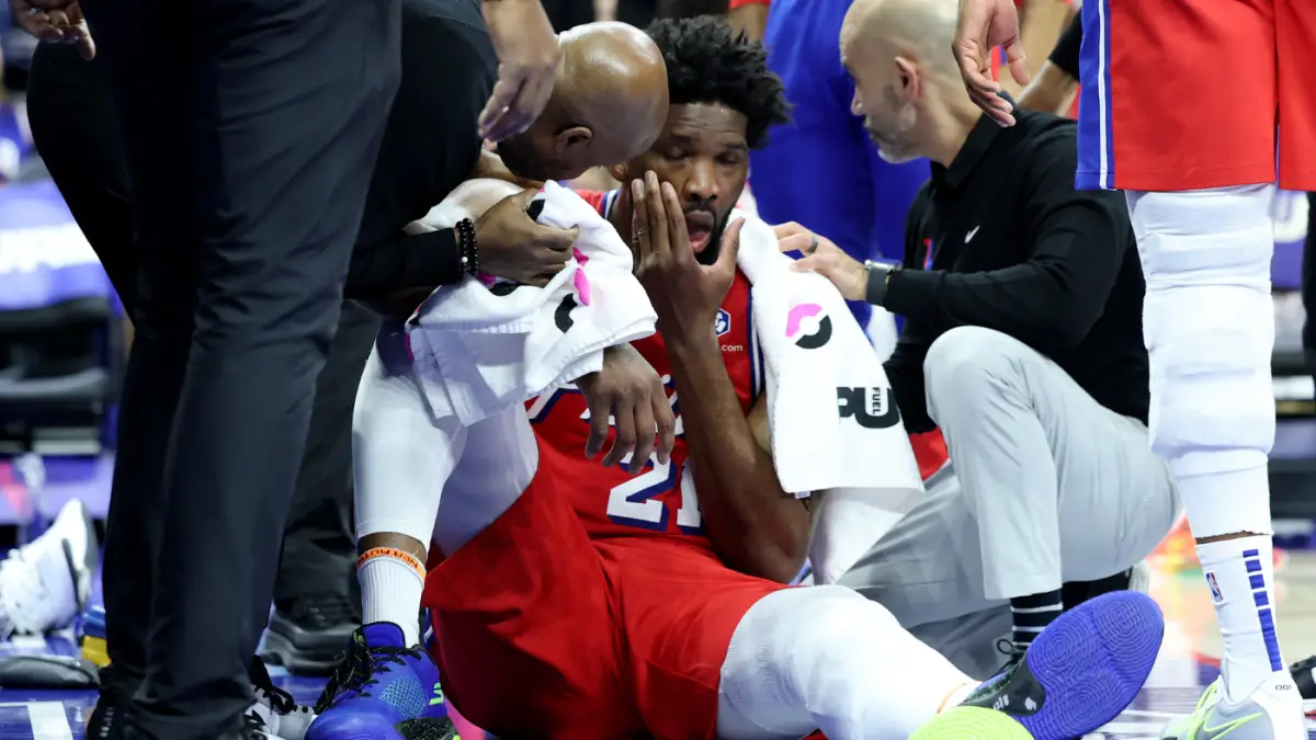 Joel Embiid injury update: 76ers' star big man suffers sinus fracture, timeline unclear after latest setback